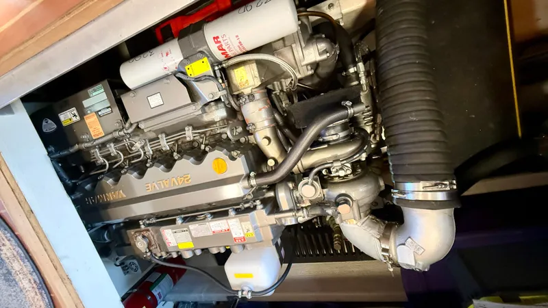 Slide: The Image of Mainship 40 Trawler 2008 - 63