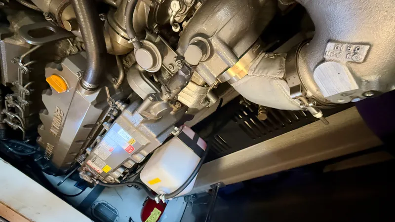 Slide: The Image of Mainship 40 Trawler 2008 - 64