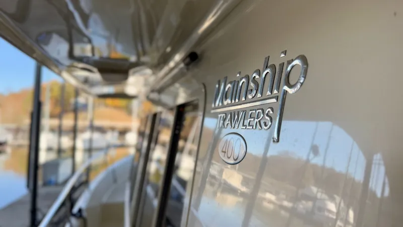 Slide: The Image of Mainship 40 Trawler 2008 - 66