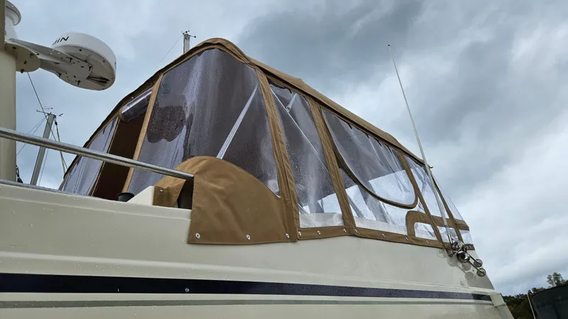 Slide: The Image of Mainship 40 Trawler 2008 - 7