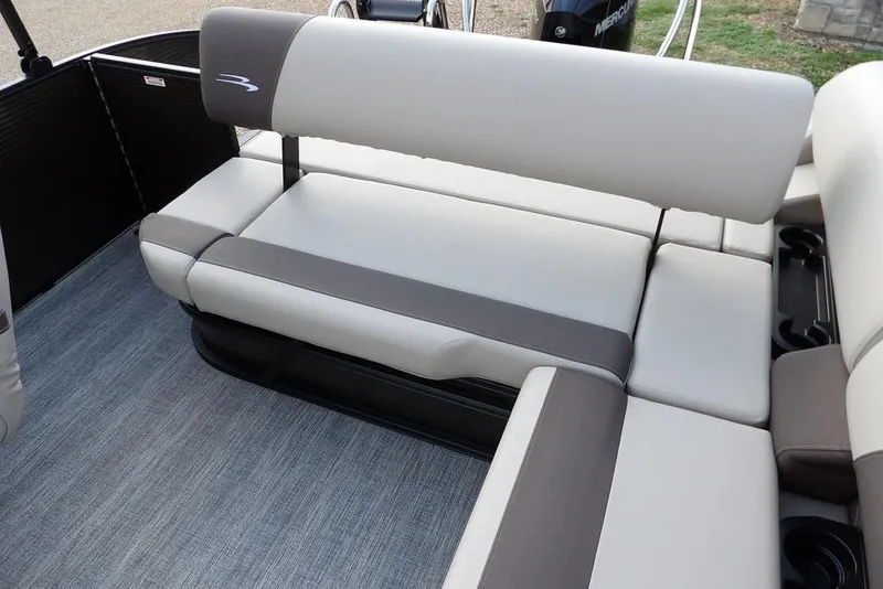 Slide: The Image of 2026 Bennington S Swingback 22 SSB boat interior with comfortable seating and modern design. - 35