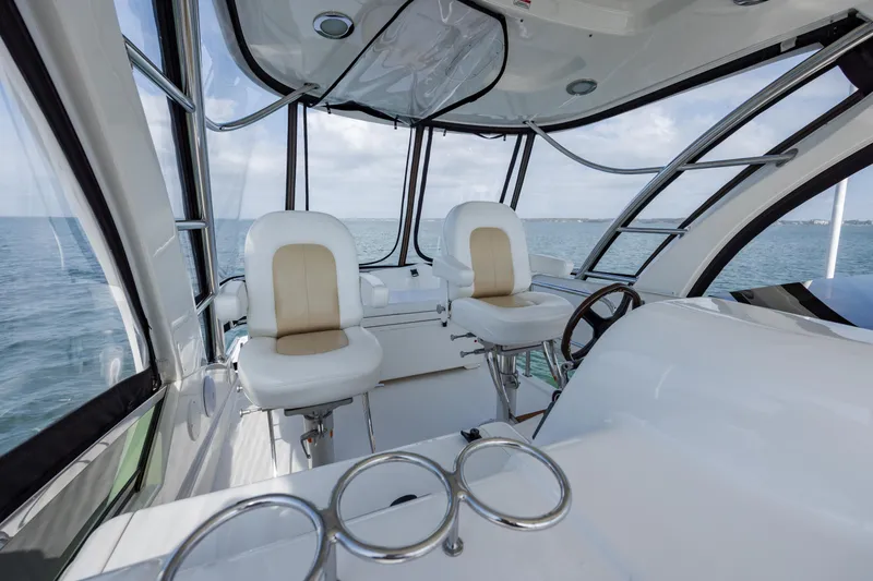 Slide: The Image of Interior of 2008 Sea Ray 52 Sedan Bridge yacht with ocean view. - 46
