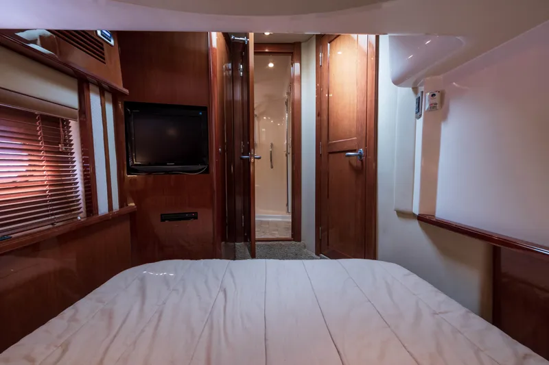 Slide: The Image of Sea Ray 52 Sedan Bridge 2008 - 55