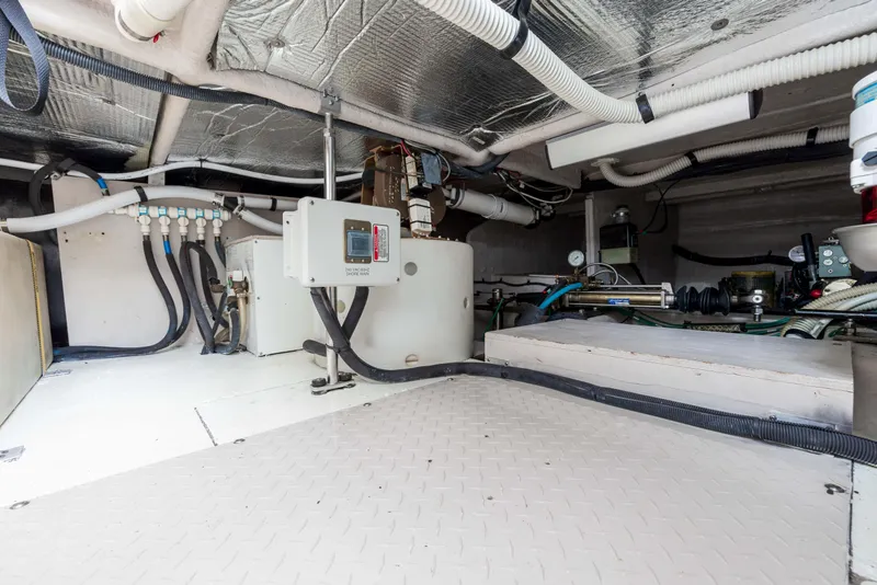 Slide: The Image of Sea Ray 52 Sedan Bridge 2008 - 70