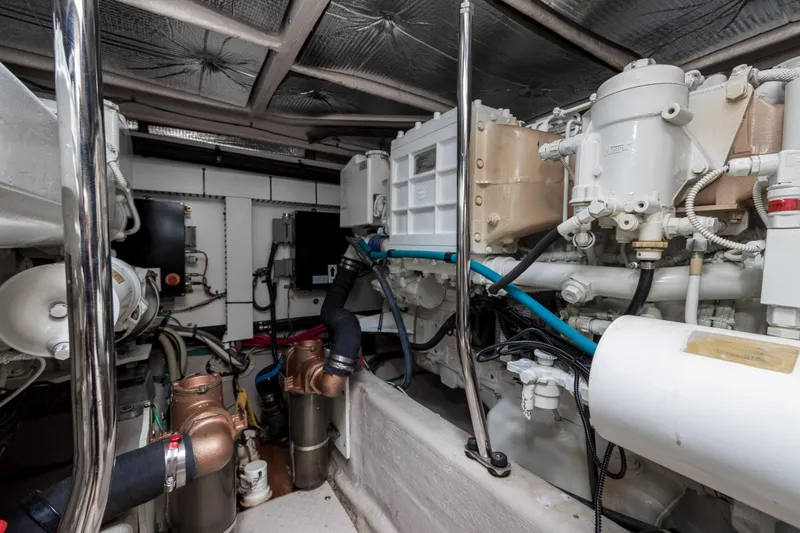 Slide: The Image of Sea Ray 52 Sedan Bridge 2008 - 76