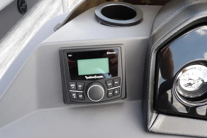 Slide: The Image of Dashboard of 2026 Bennington S Swingback 21 SSB with Rockford Fosgate audio system. - 22