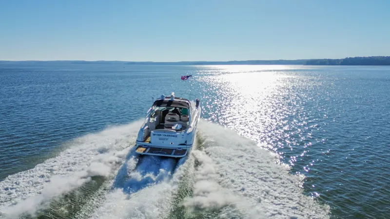 Slide: The Image of Sea Ray 380 Sundancer 2000 - 3