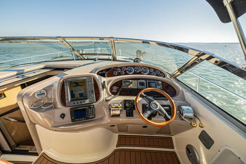 Slide: The Image of Sea Ray 380 Sundancer 2000 - 32