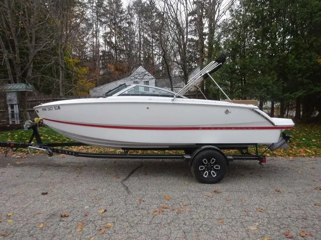 The Image of Four Winns H1 2023 - 1