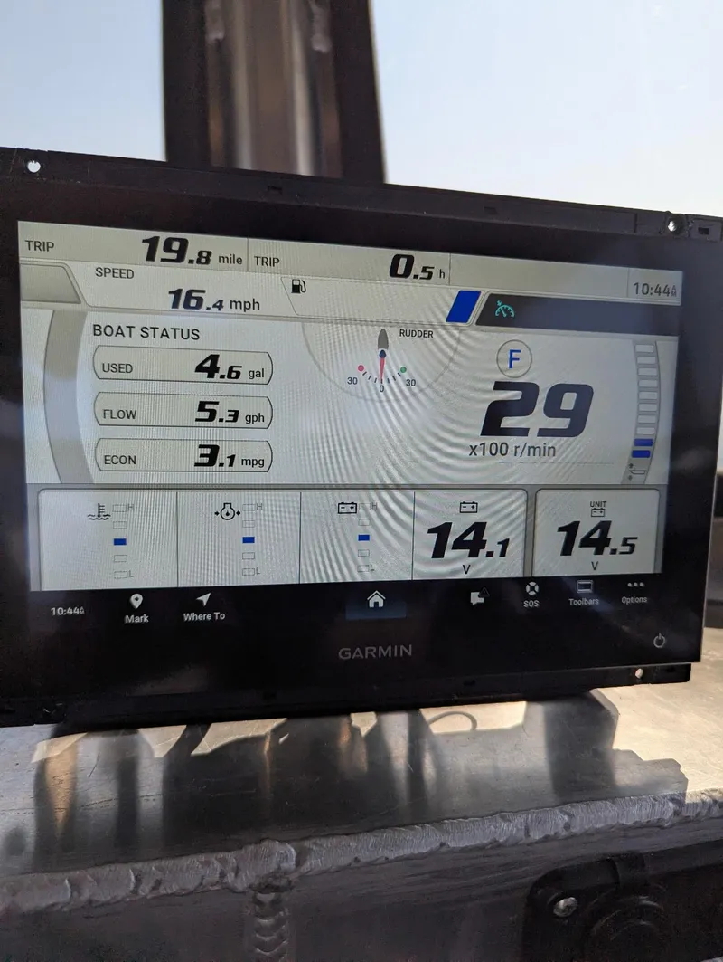 Slide: The Image of Garmin marine display showing boat status and speed on Northshore 24, 2025 model. - 27