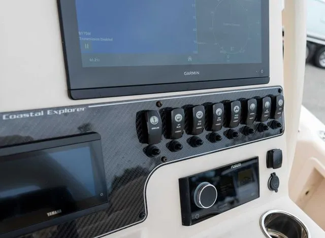 Slide: The Image of Grady-White 281 Coastal Explorer 2025 - 35