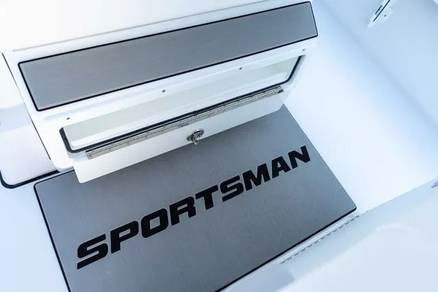 Slide: The Image of Sportsman Masters 267OE Bay Boat 2026 - 32