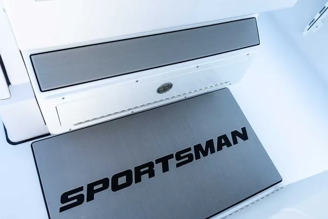 Slide: The Image of Sportsman Masters 267OE Bay Boat 2026 - 63