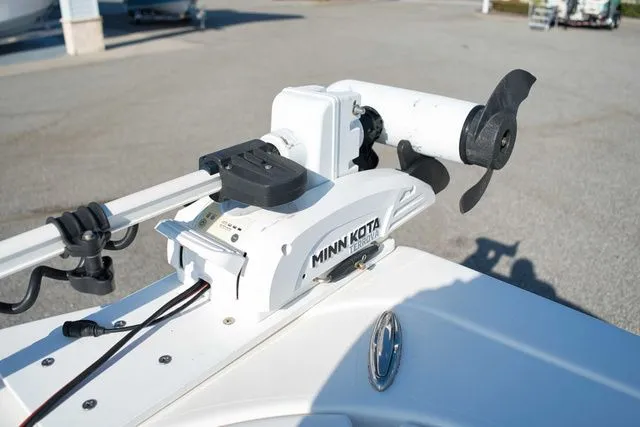 Slide: The Image of Tidewater 198 CC Adventure 2023 - 18