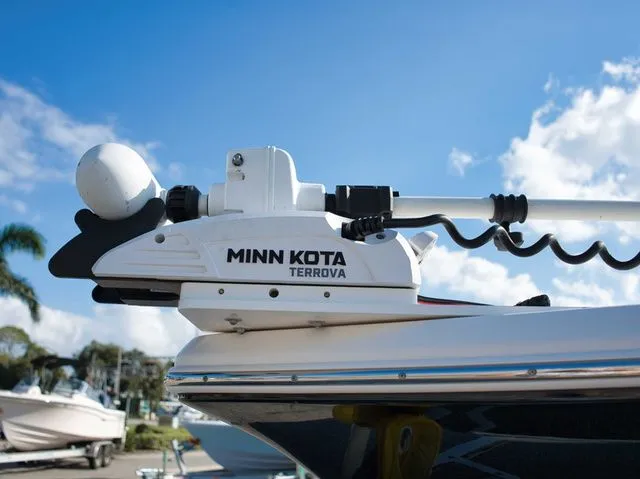 Slide: The Image of Tidewater 198 CC Adventure 2023 - 7