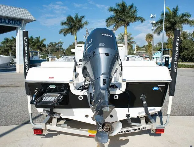 Slide: The Image of Tidewater 198 CC Adventure 2023 - 8