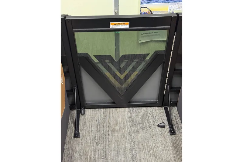 Slide: The Image of Gate of Viaggio Diamante 24S 2026 model, featuring a sleek design and sturdy construction. - 18