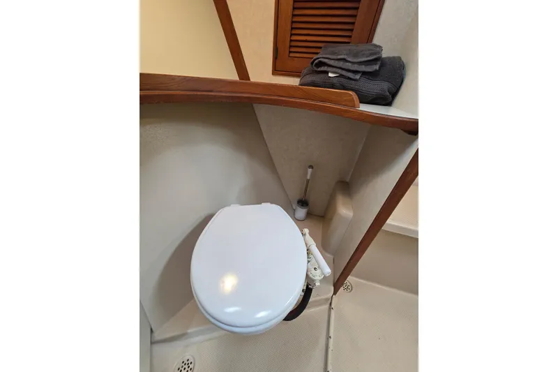 Slide: The Image of Island Packet 420 2001 - 64