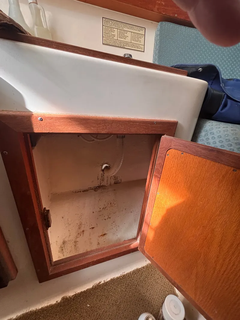 Slide: The Image of Henriques 28 Express 1998 - 22