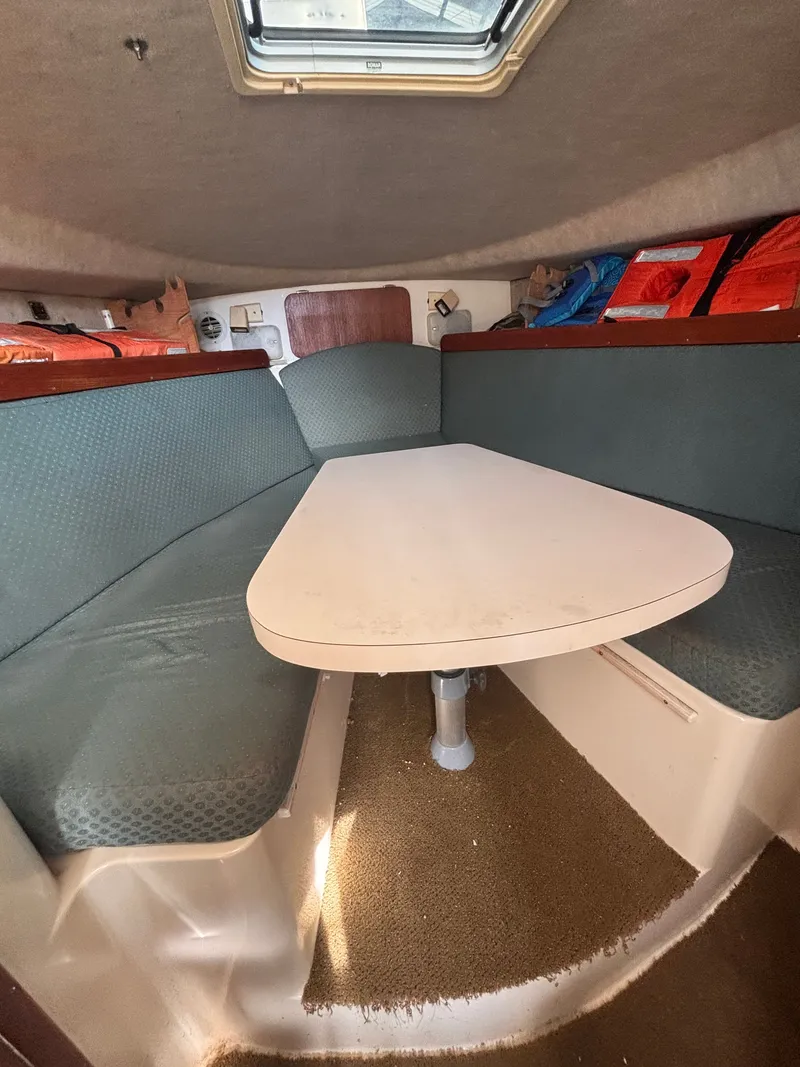 Slide: The Image of Henriques 28 Express 1998 - 23