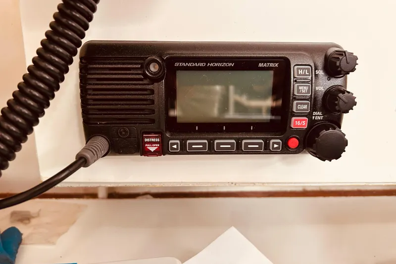 Slide: The Image of Standard Horizon Matrix radio on 2003 Beneteau Figaro Beneteau 2 yacht. - 20