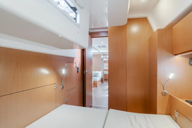 Slide: The Image of Bavaria C50 Style 2021 - 51