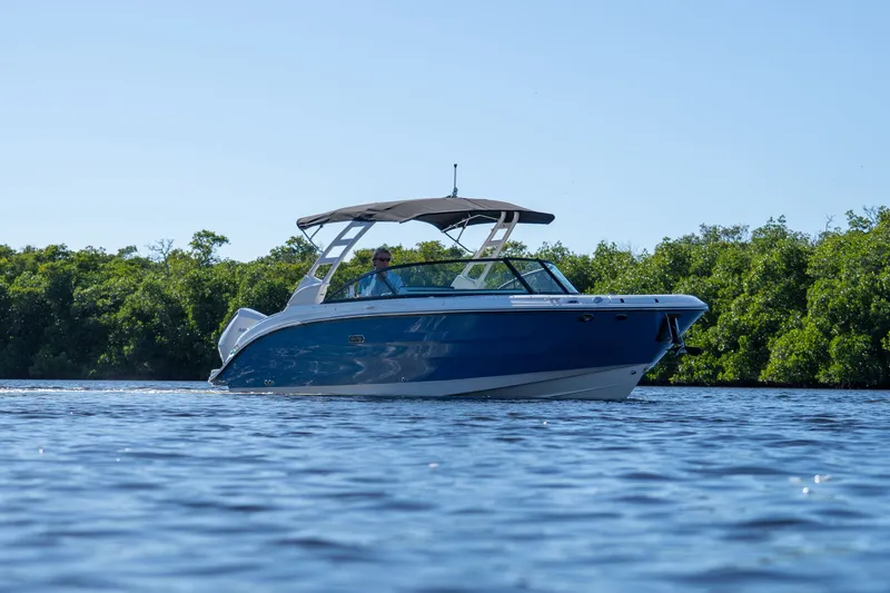 Slide: The Image of Sea Ray SDX 270 Outboard 2026 - 26