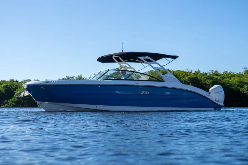 Slide: The Image of Sea Ray SDX 270 Outboard 2026 - 3