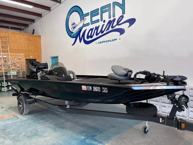 Slide: The Image of Lowe Stinger 180 2016 - 7