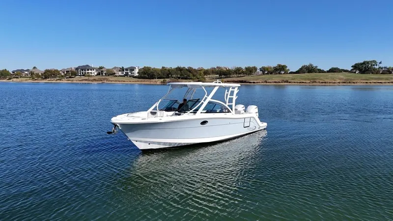 Slide: The Image of Robalo R317 Dual Console 2021 - 2