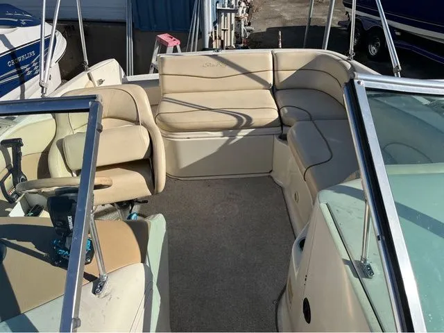 Slide: The Image of Sea Ray 190 Sundeck 2000 - 19