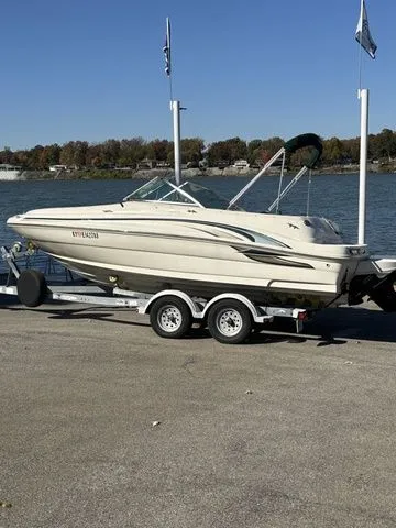 Slide: The Image of Sea Ray 190 Sundeck 2000 - 6