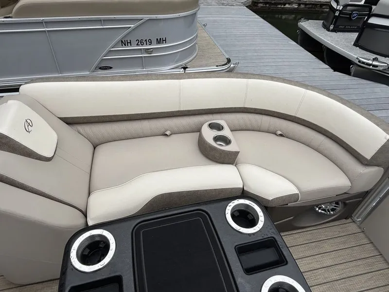 Slide: The Image of Avalon Catalina 2585 QL 2022 - 11