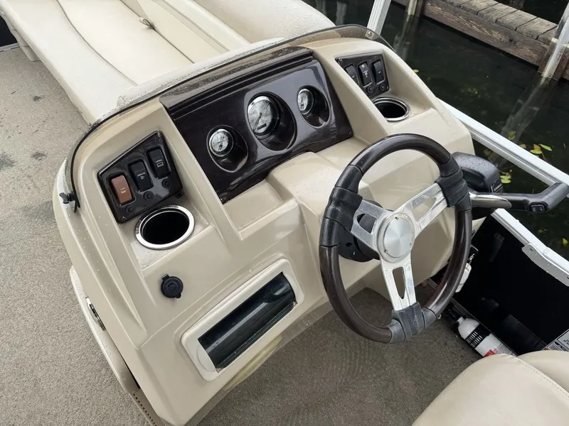 Slide: The Image of Bennington 20 SL 2014 - 15