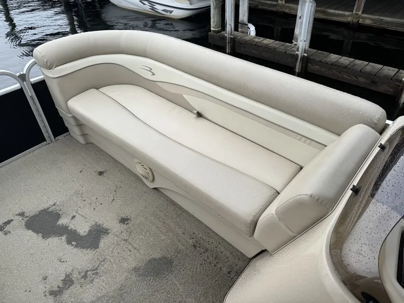 Slide: The Image of Bennington 20 SL 2014 - 16