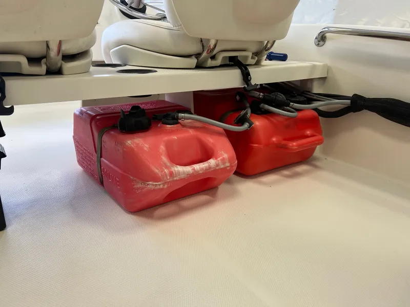 Slide: The Image of Boston Whaler 130 Super Sport 2012 - 6