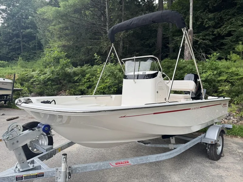 Slide: The Image of Boston Whaler 150 Montauk 2025 - 5