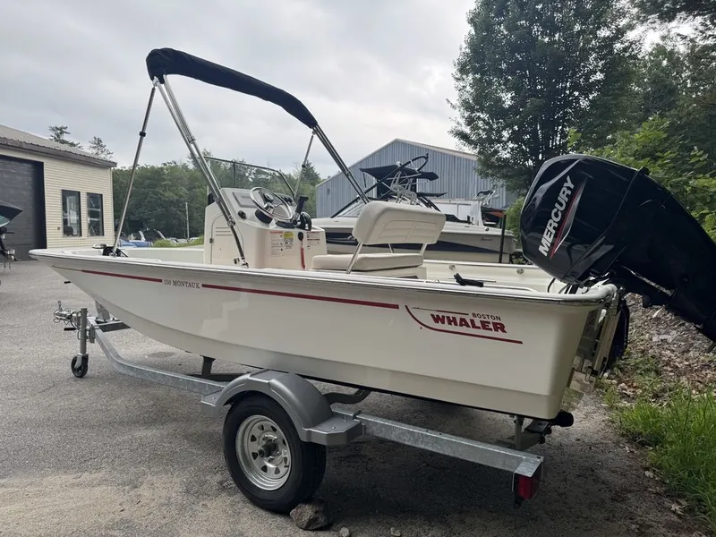 Slide: The Image of Boston Whaler 150 Montauk 2025 - 6