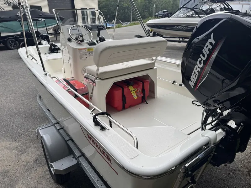 Slide: The Image of Boston Whaler 150 Montauk 2025 - 8