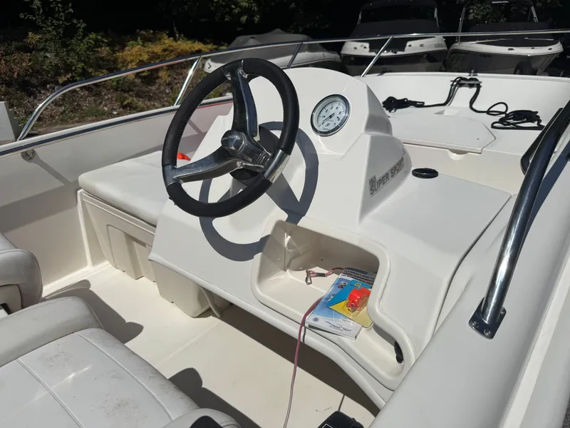 Slide: The Image of Boston Whaler 150 Super Sport 2014 - 13