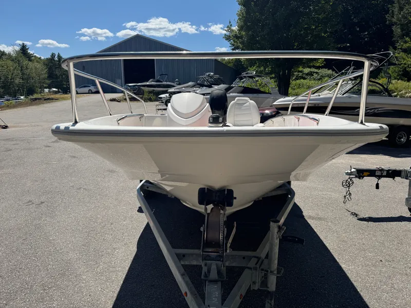 Slide: The Image of Boston Whaler 150 Super Sport 2014 - 2