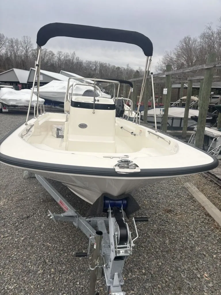 Slide: The Image of Boston Whaler 170 Montauk 2025 - 5