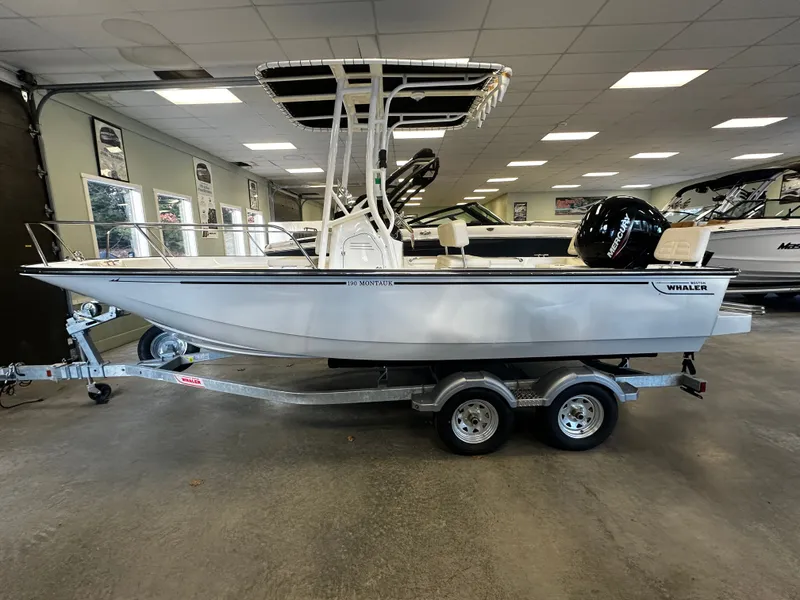 Slide: The Image of Boston Whaler 190 Montauk 2026 - 2