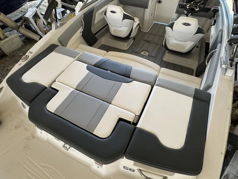 Slide: The Image of Chaparral 21 SSi 2025 - 3