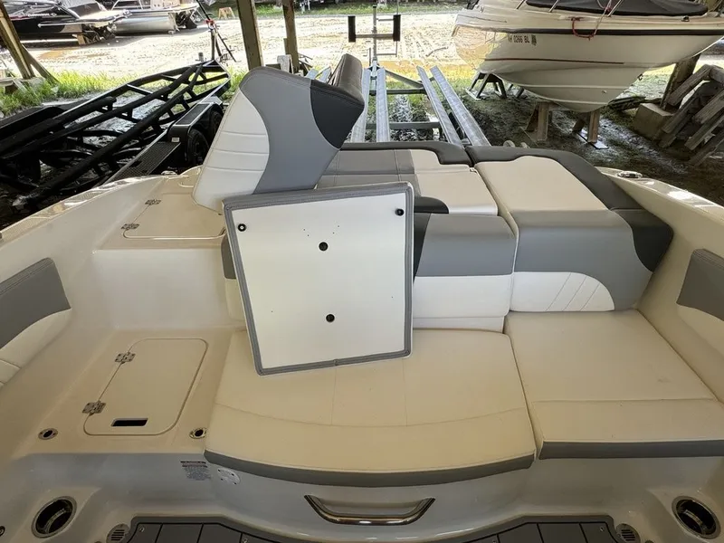 Slide: The Image of Chaparral 21 SSi 2025 - 5