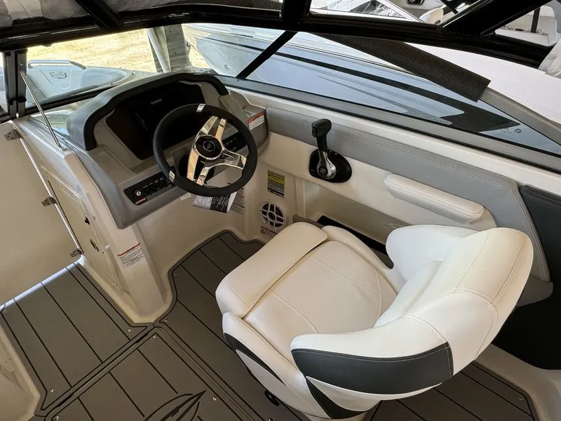 Slide: The Image of Chaparral 21 SSi 2025 - 7