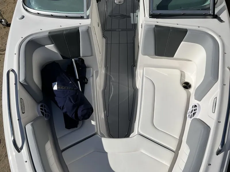 Slide: The Image of Chaparral 23 SSi 2025 - 11