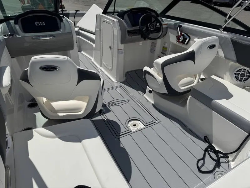 Slide: The Image of Chaparral 23 SSi 2025 - 10