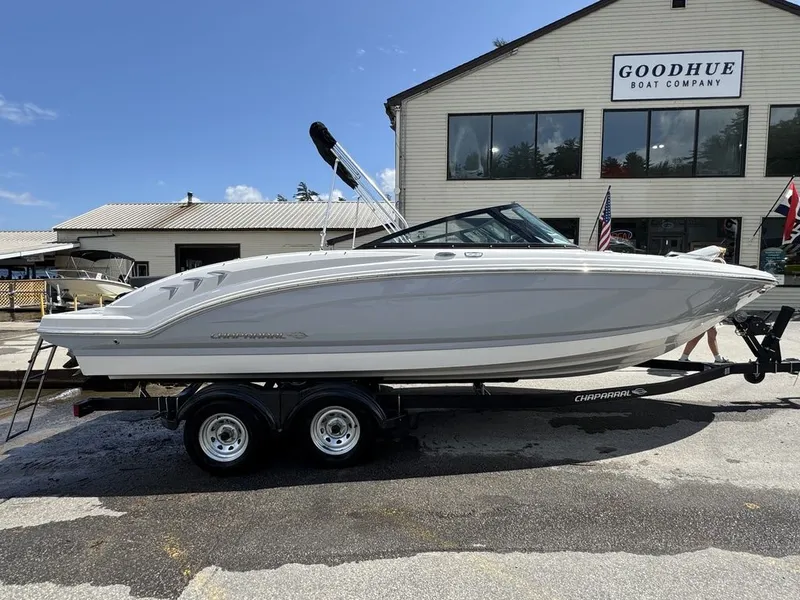 Slide: The Image of Chaparral 23 SSi 2025 - 6