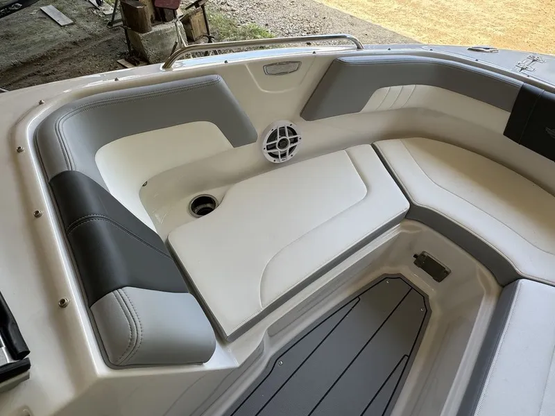 Slide: The Image of Chaparral 23 SSi 2025 - 19